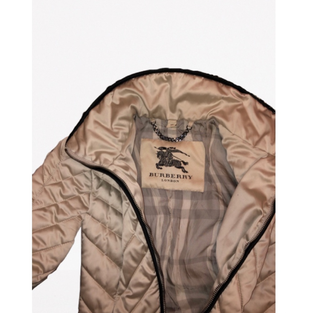 Burberry jacket 100% authentic ✨